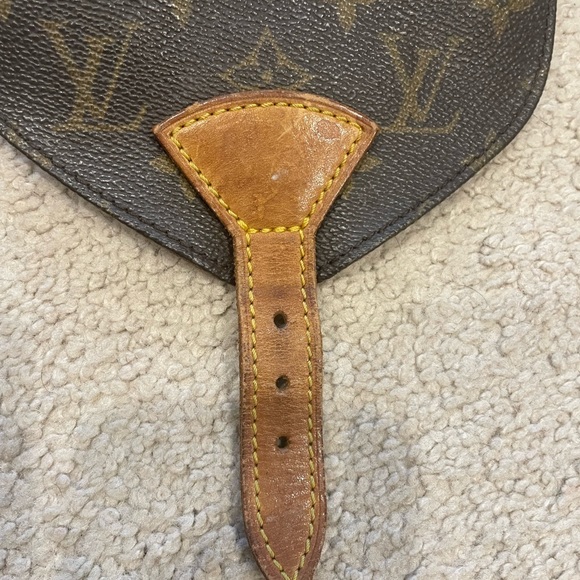 LOUIS VUITTON Montsouris Backpack - Picture 16 of 16